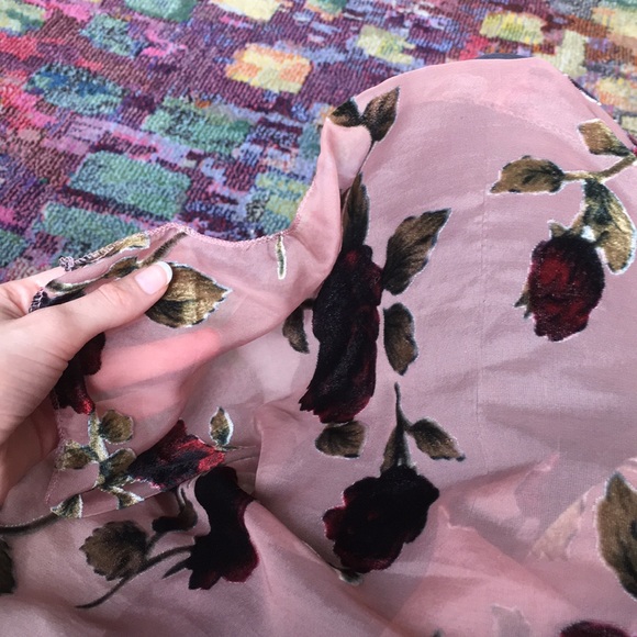 Fashion Scarf Velvet Rose Floral - Picture 5 of 5